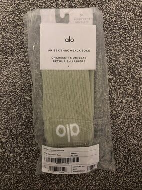 ALO Yoga Unisex Throwback Socks